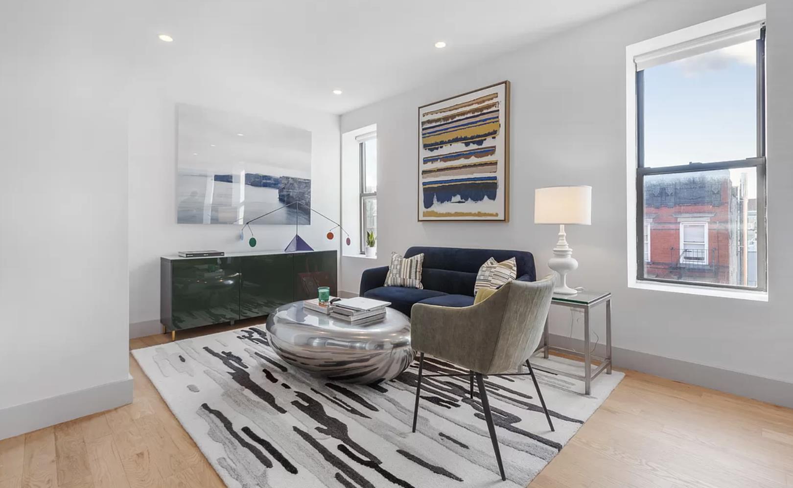 47.5 East 7th Street, Apt D4