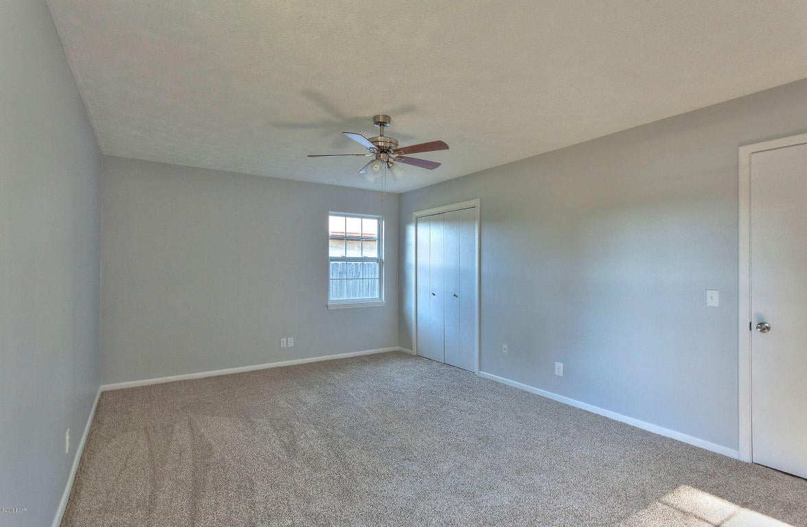 805 JOAN Lane