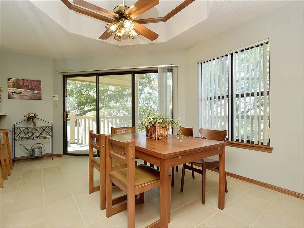 5928 Cape Coral Dr