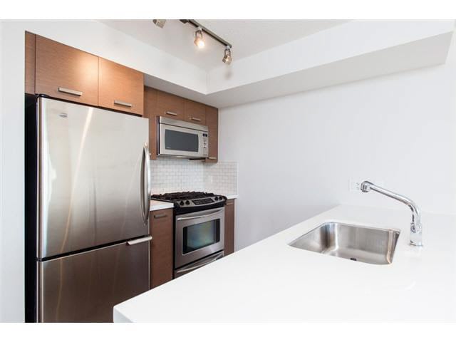 507-8033 Saba Rd