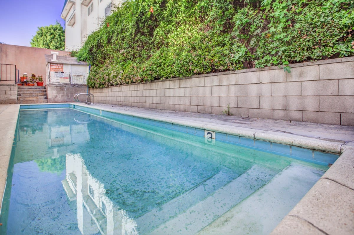 4216 Ethel Ave 6, Studio City, CA