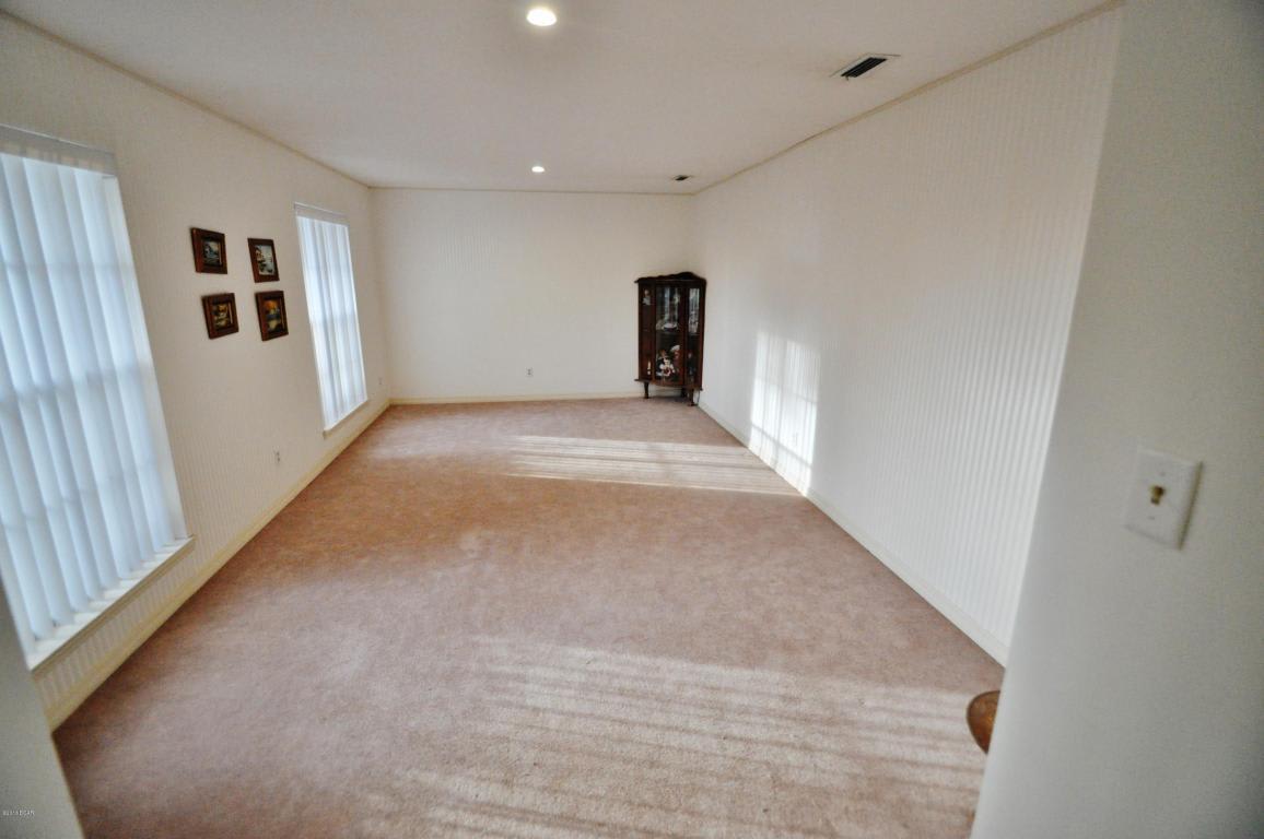 4652 BAYWOOD Drive
