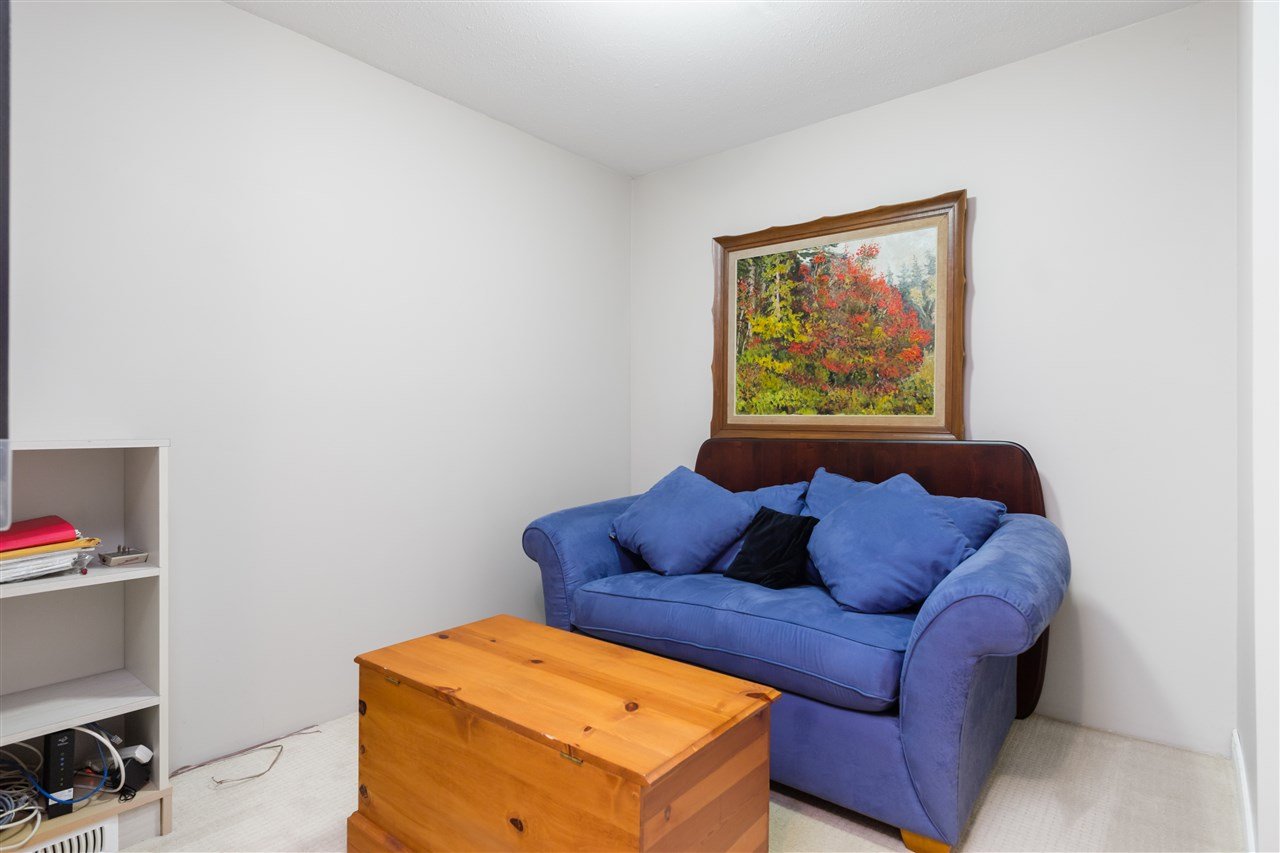 5719 Owl Ct