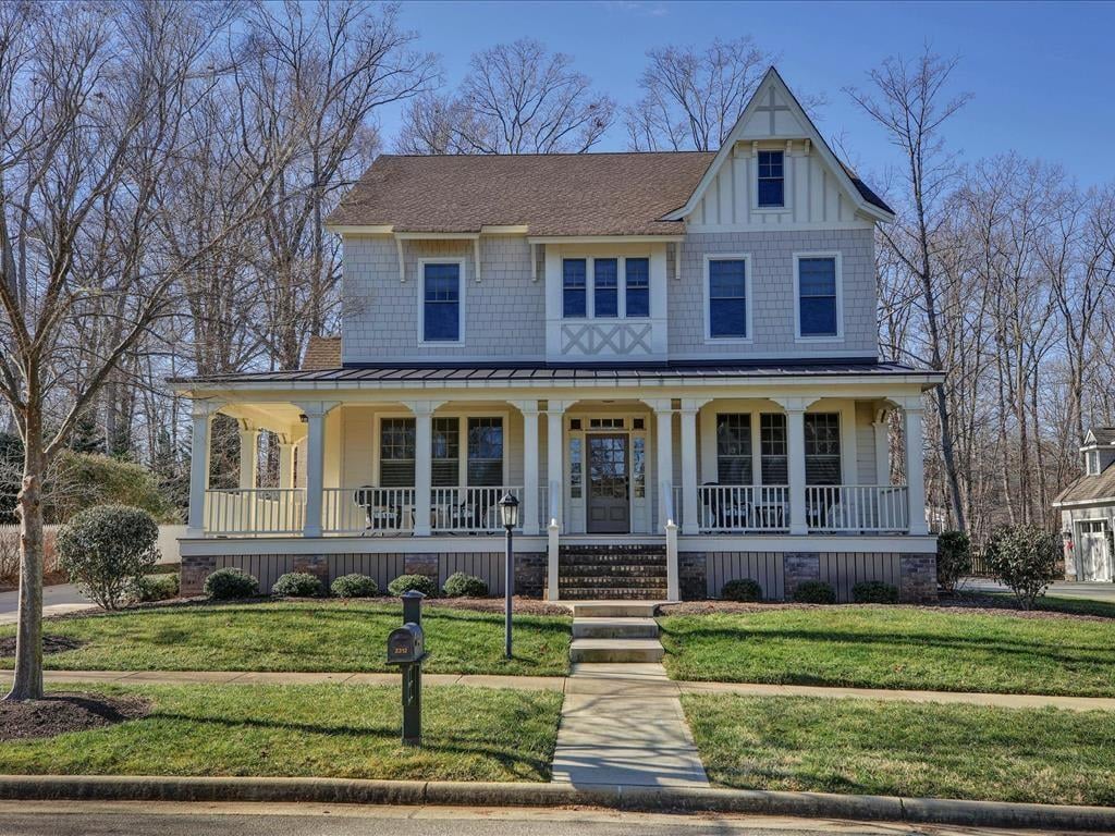 2312 Wooded Oak Place