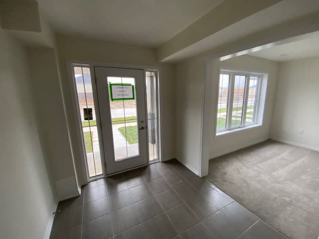 16 Bee Crescent