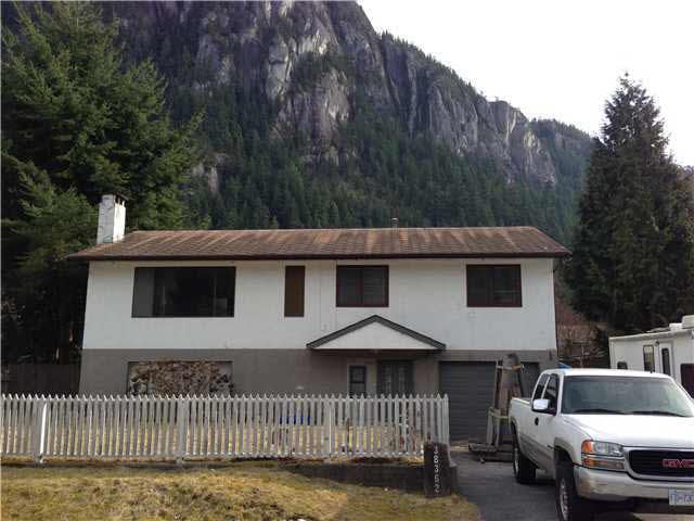 38362 Hemlock Ave