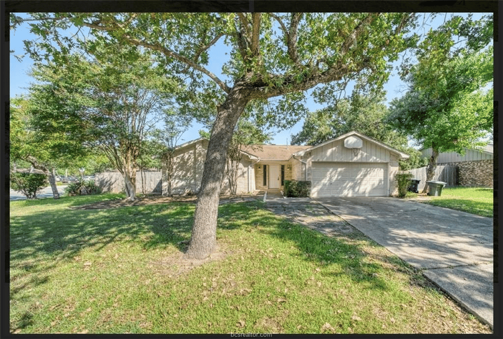 1101 Hawk Tree Dr