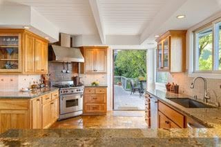 222 Bayview Drive
