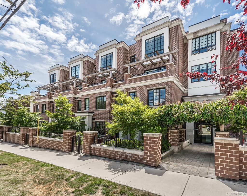 306-1011 Burdett Ave, Victoria