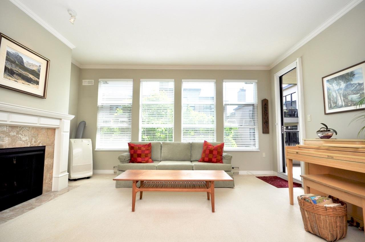 208-3760 W 6th Avenue, Vancouver
