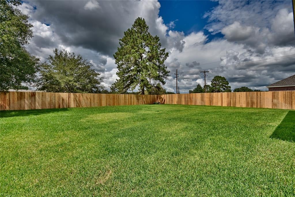 42 Briarwood Lane Bellville, Tx 77418