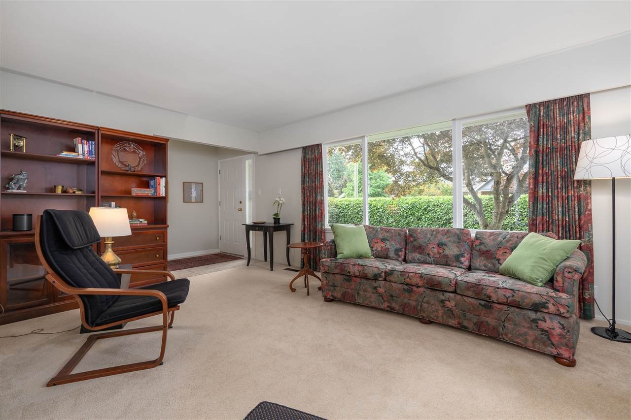 4116 Grace Cres