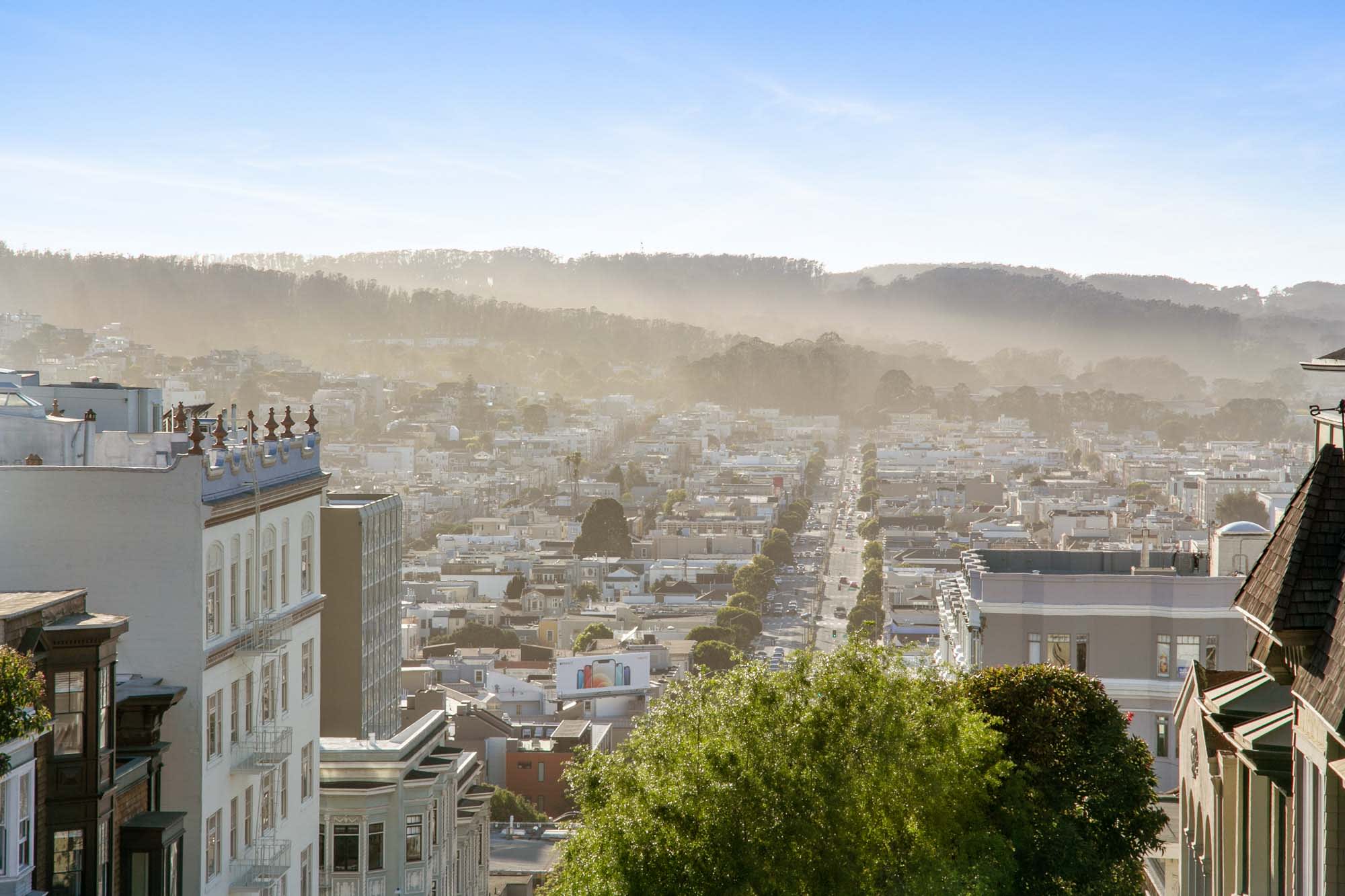 Russian Hill homes for sale near the Columbus and Union Google shuttle stop