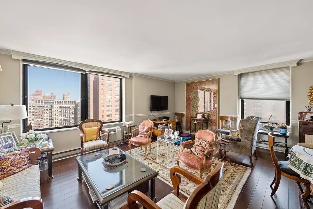 1641 3rd Ave, #32H