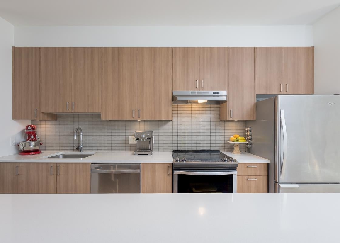2-1188 Wilson Cres