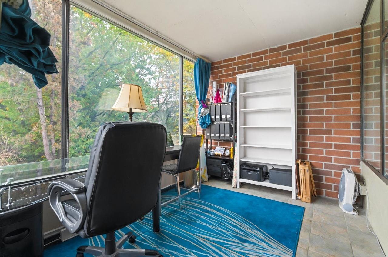 303-4101 Yew Street, Vancouver