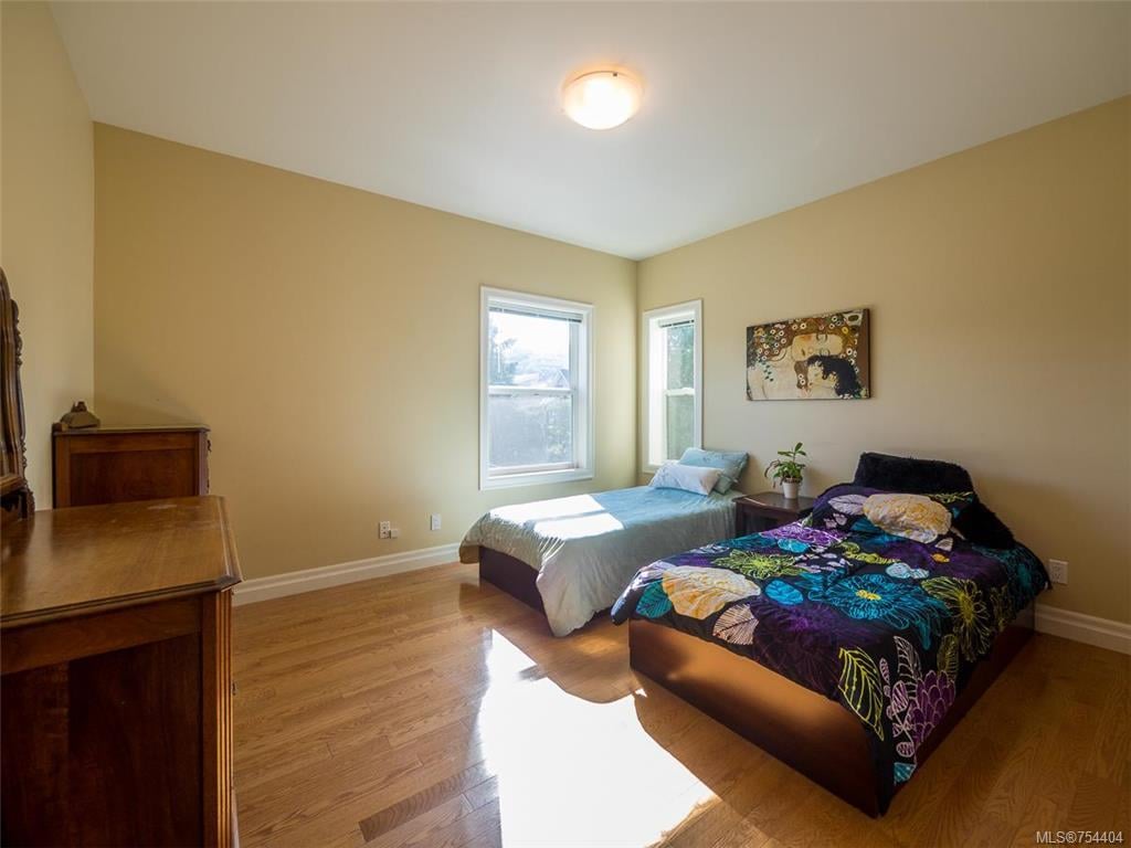 1-1827 Fairfield Rd