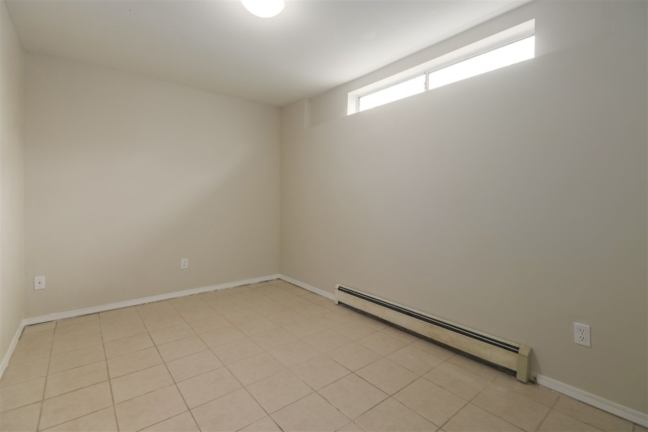895 E 58th Ave