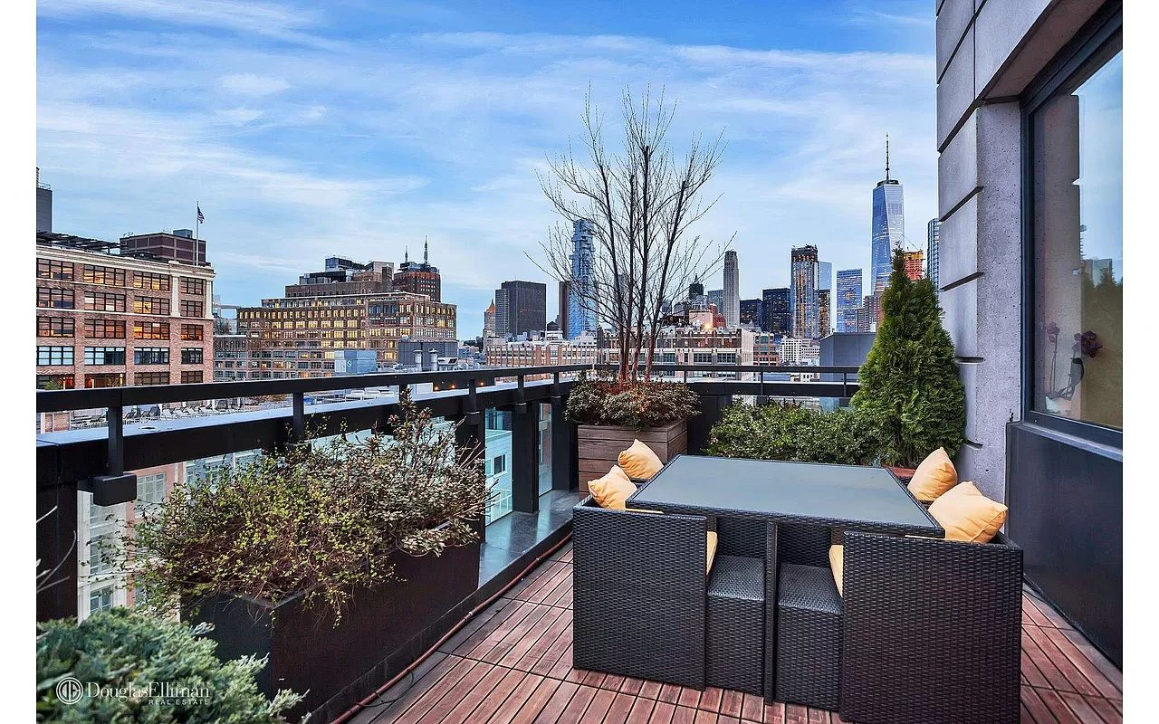 505 Greenwich St, #PHD