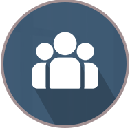 Three-person group icon.