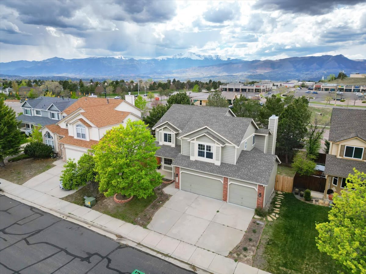 8536 Gatewick Drive