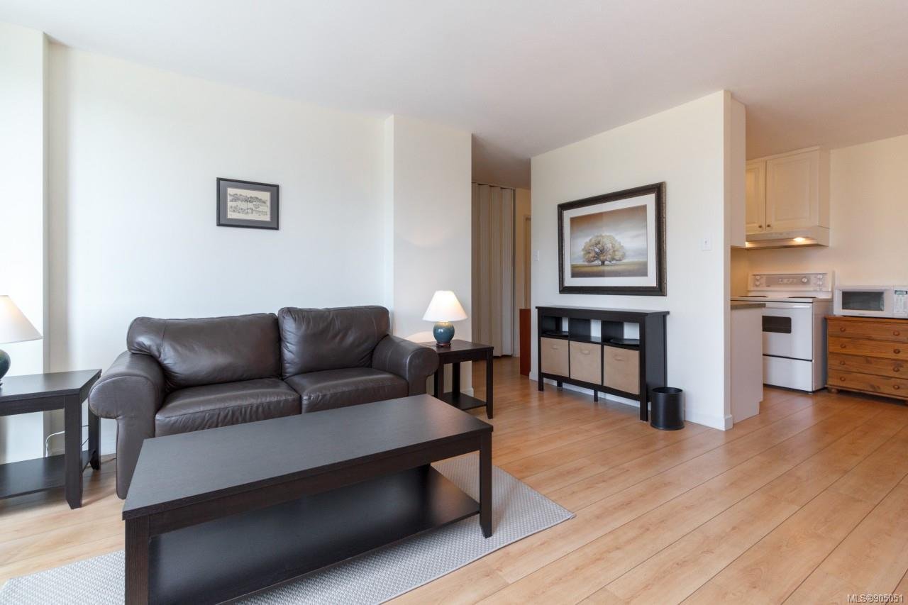 309-647 Michigan St