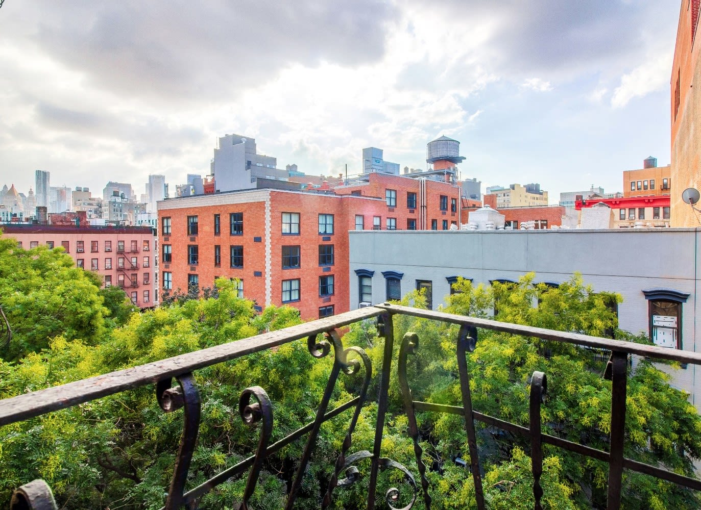 308 Mott St, Unit 4E
