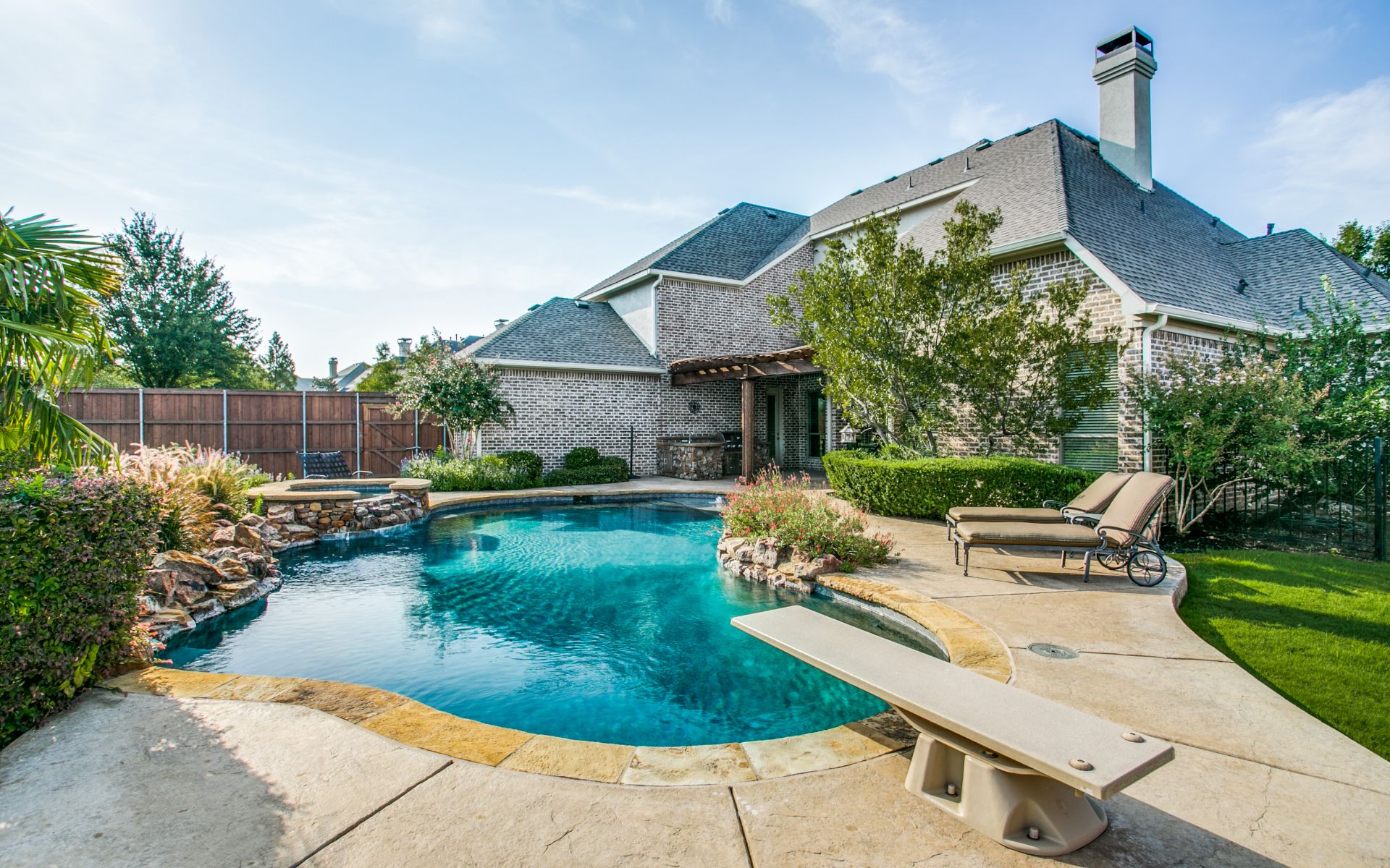 5856 Sweeney Trail