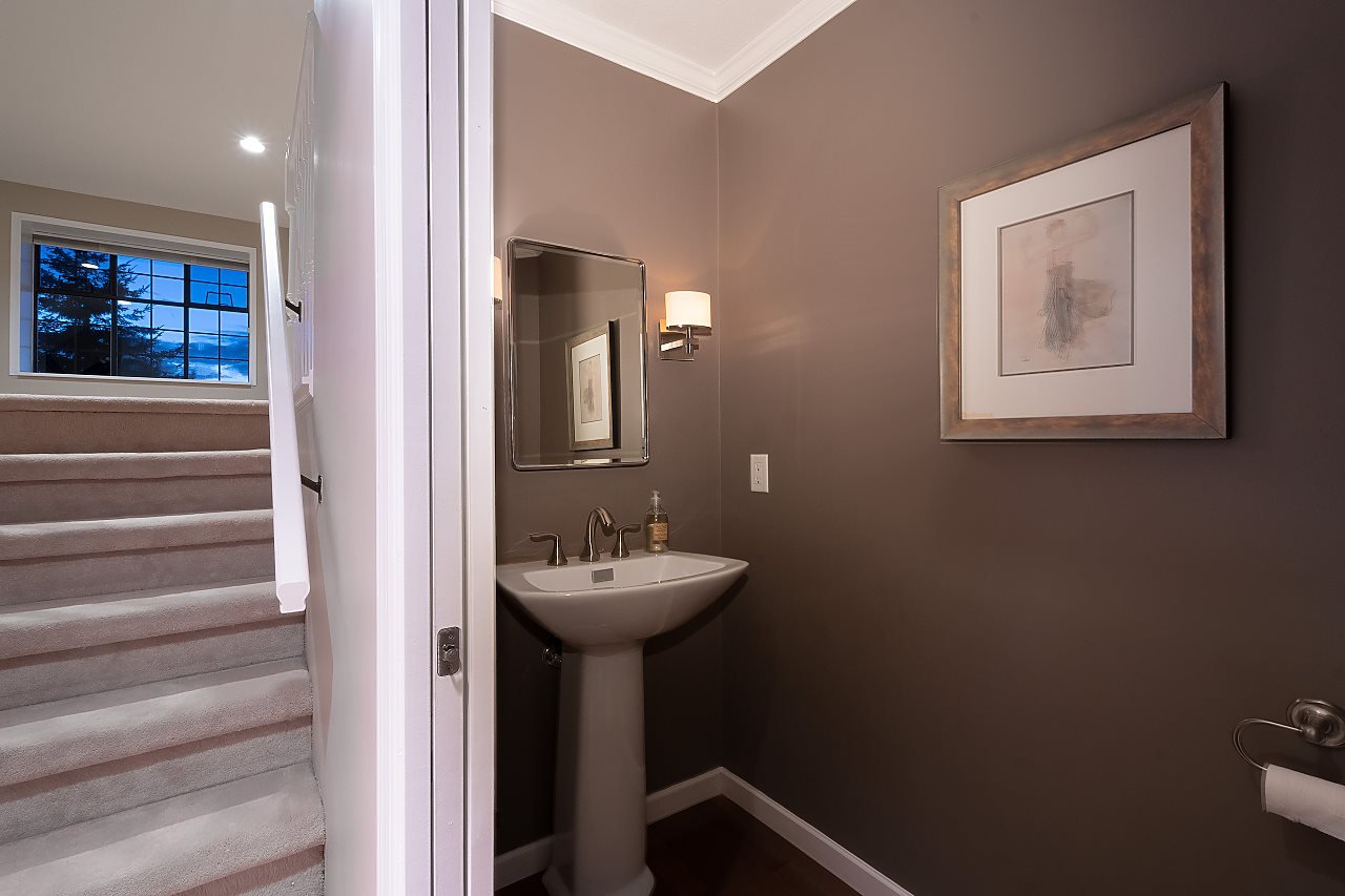 5467 Monte Bre Cres