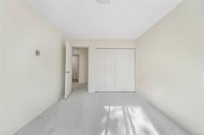 401-1124 Esquimalt Rd