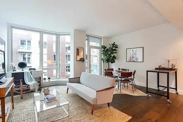 212 North 9th Street Unit: 6C