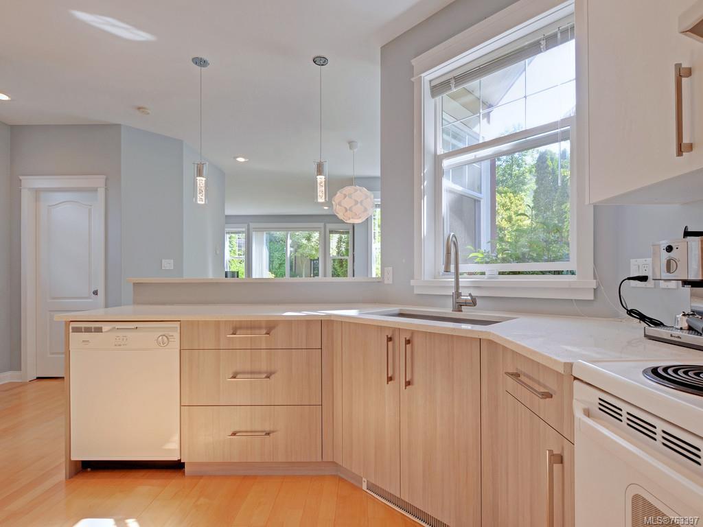 332 St. James St