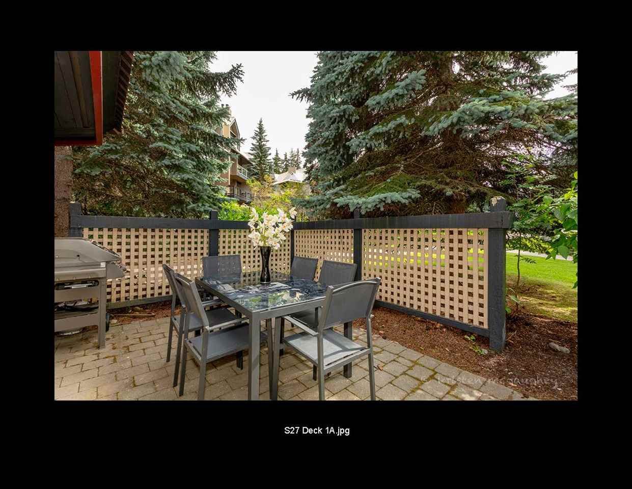 27-4637 Blackcomb Wy