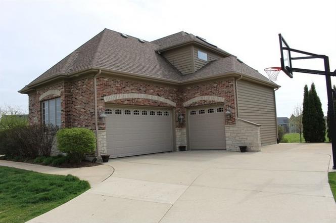 406 Alberosky Way