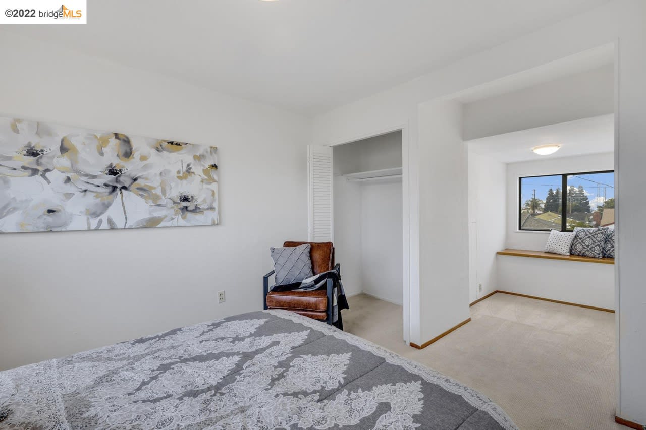 1620 138th Ave