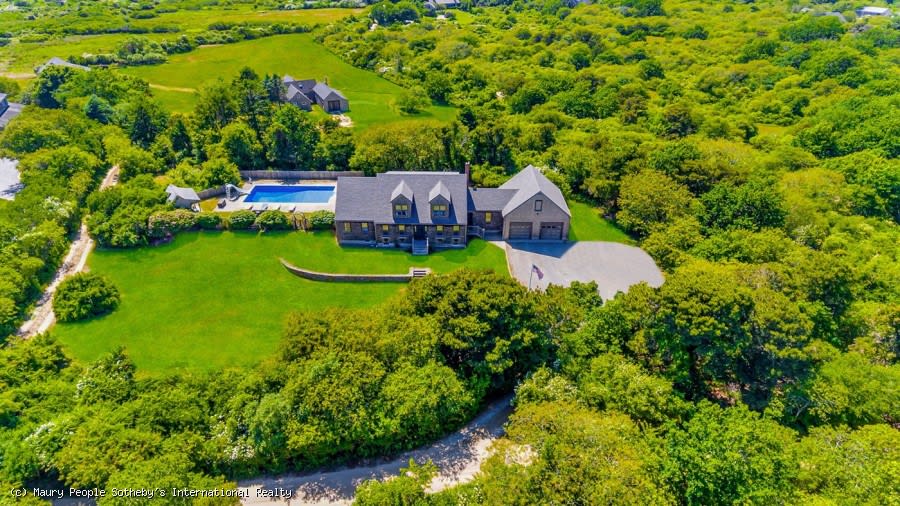 8 Burnt Swamp Ln