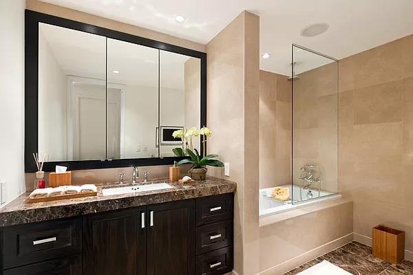 333 Rector Place, Apt 1211