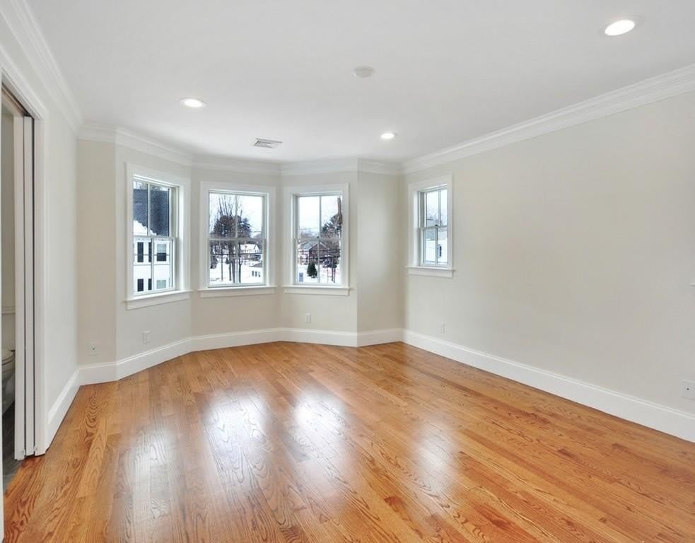 15 Maple Street