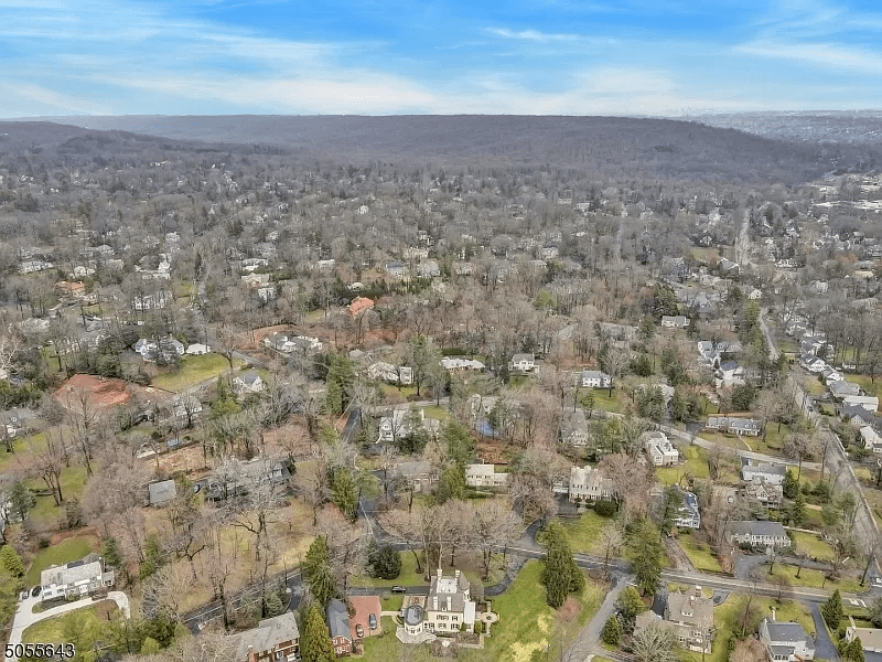 36 Highland Ave