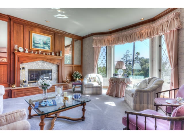 28 Oak Creek Ln