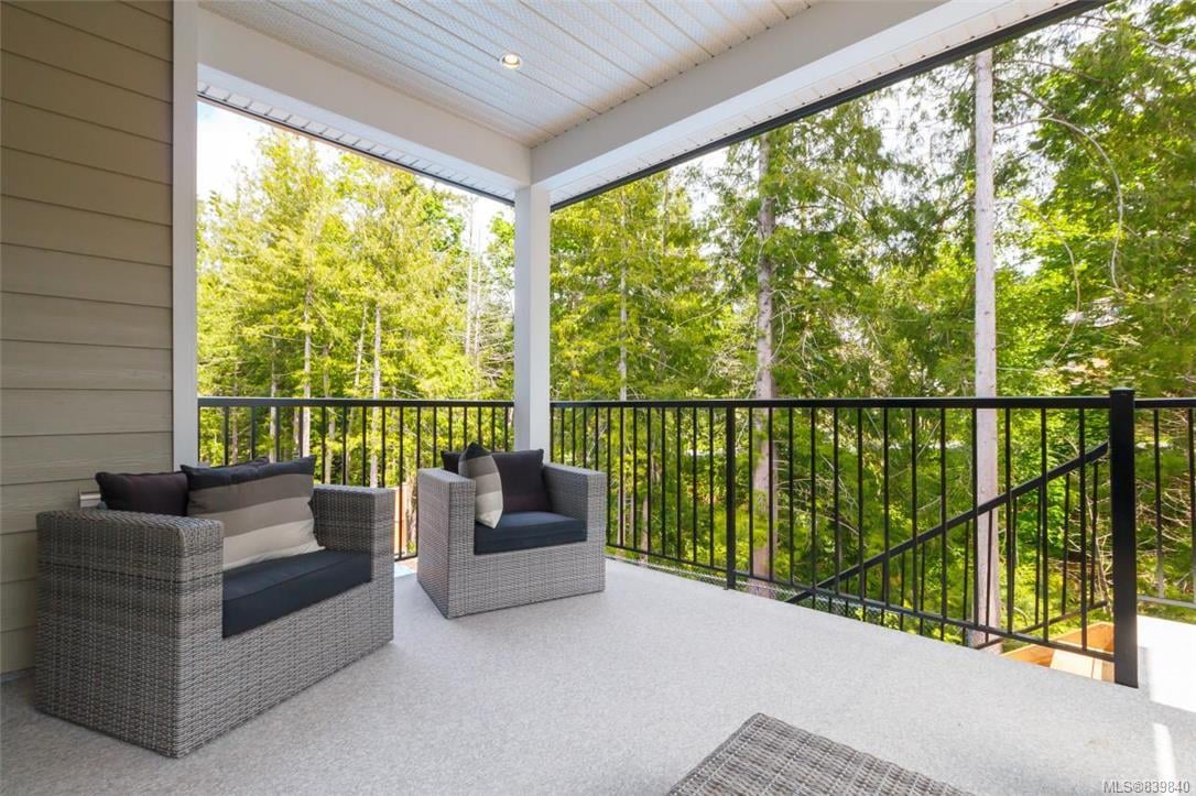 3516 Paperbark Cres