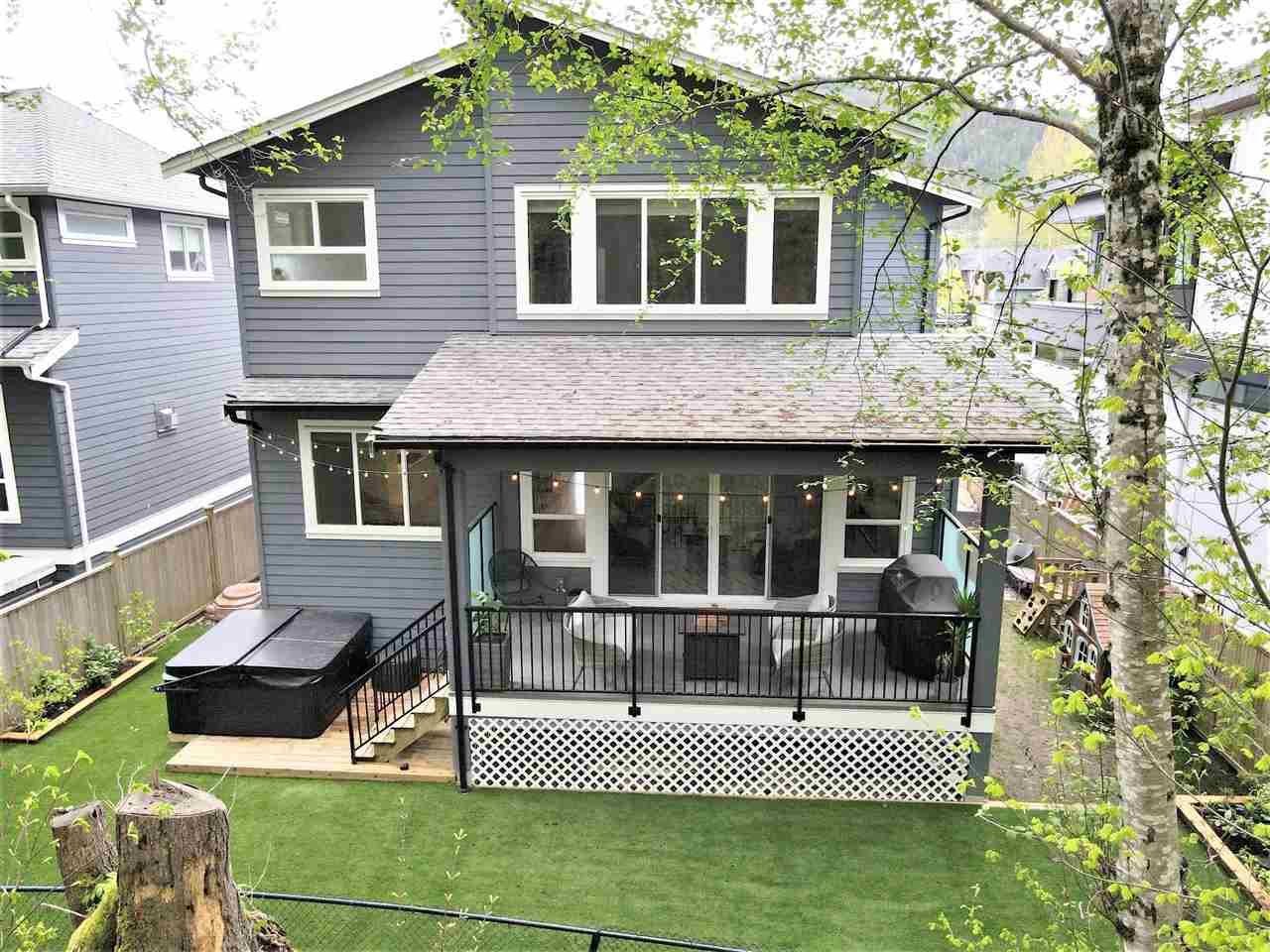 39217 Falcon Cres