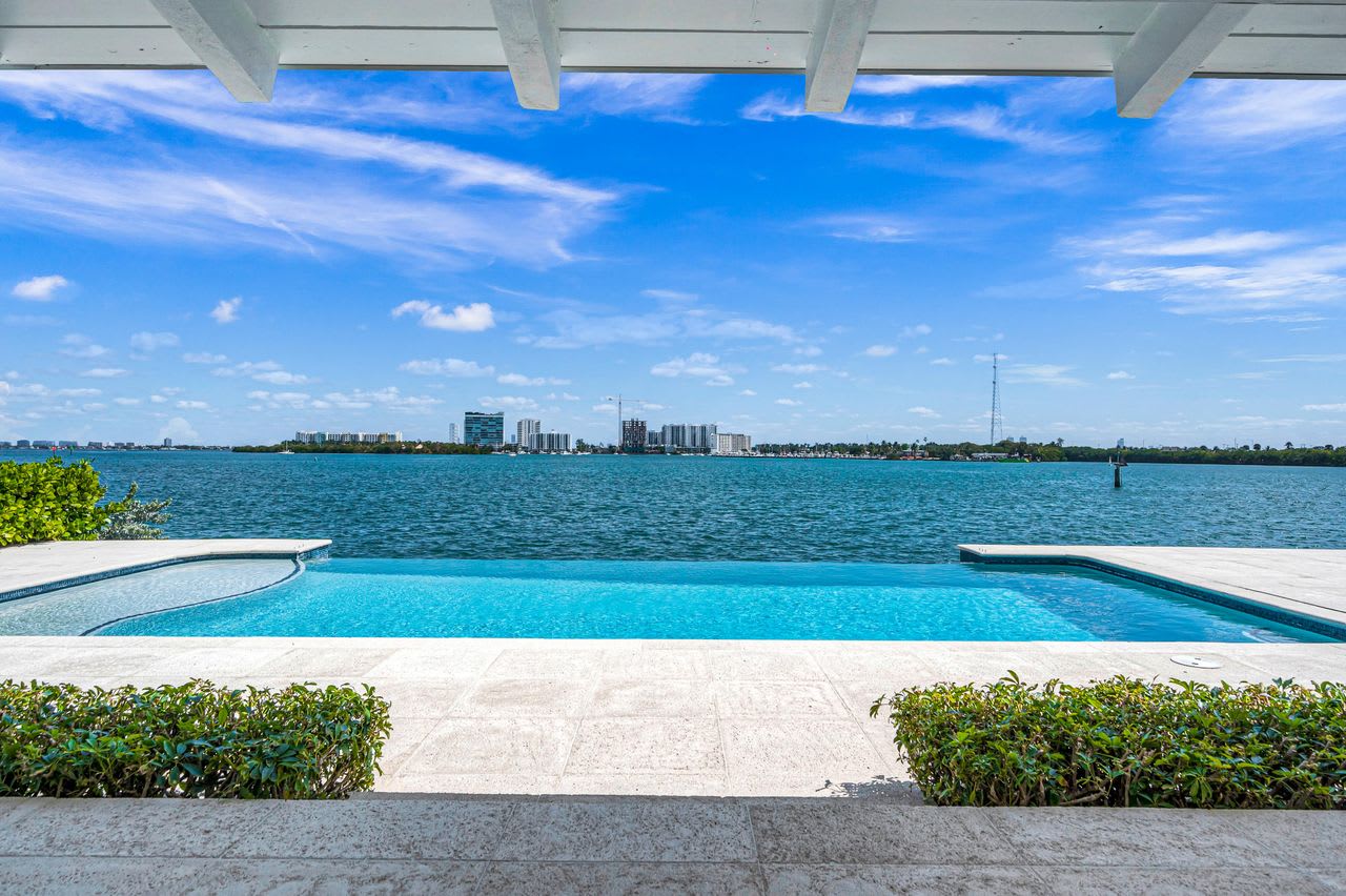 Miami’s Upper East Side Bayfront Residence