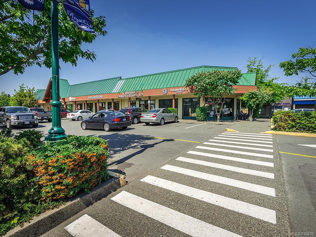 312-4394 West Saanich Rd, Saanich