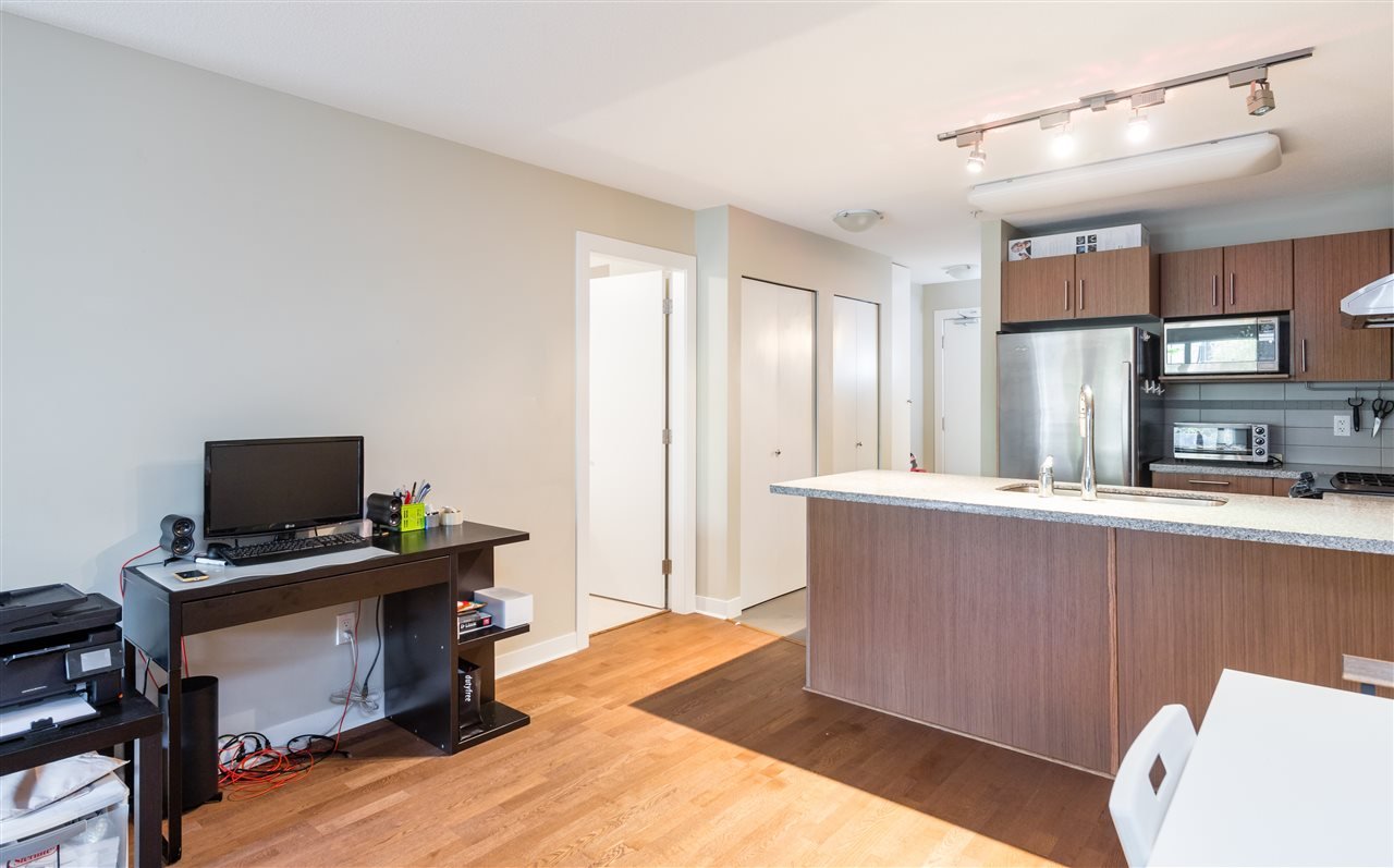 108-6828 Eckersley Rd