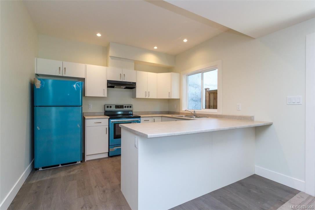3535 Paperbark Cres