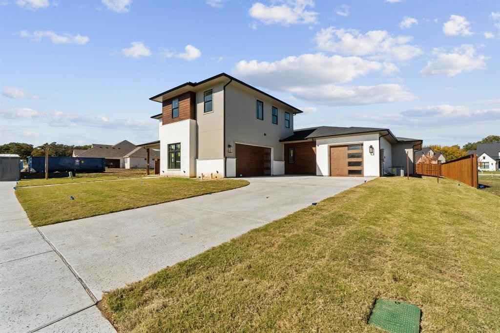 127 Aberdeen Blvd