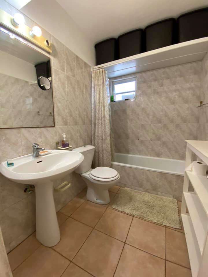 674 1 Bedroom in Lambert