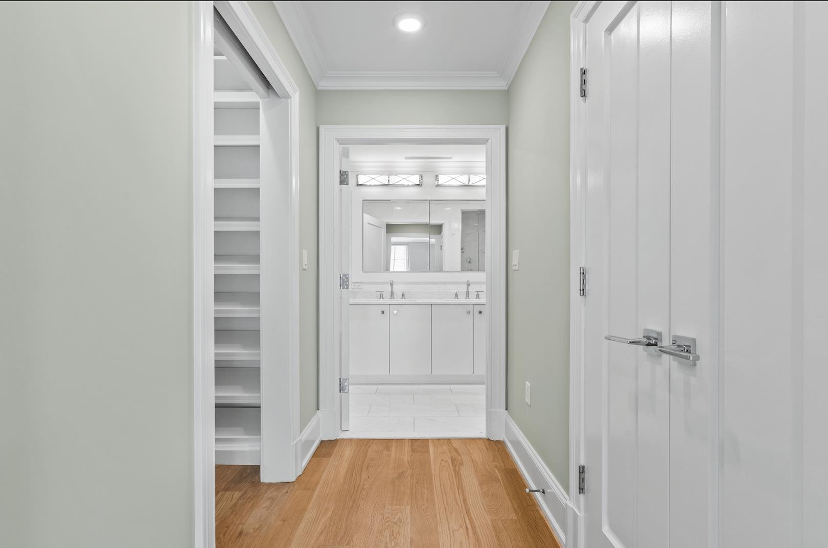 227 East 67th Street, Apt 2