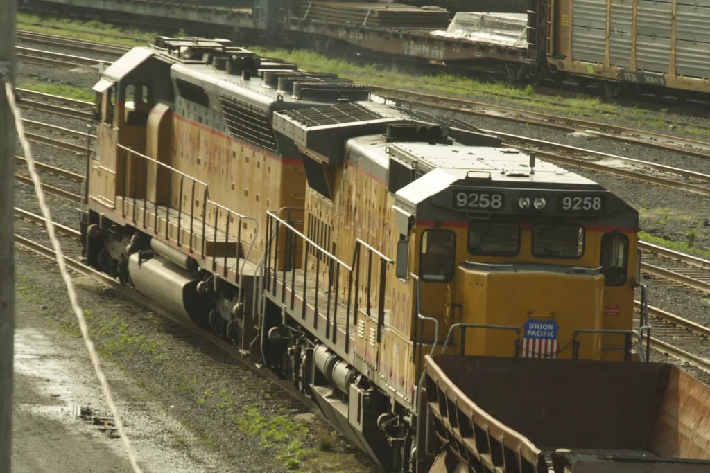 St. Louis looms large in Union Pacific, Norfolk Southern merger